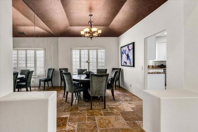 40865 Avenida Estrada, Palm Desert, CA 92260