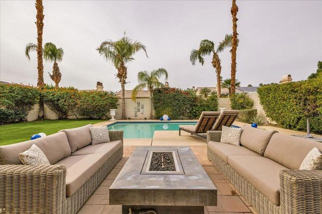 40865 Avenida Estrada, Palm Desert, CA 92260