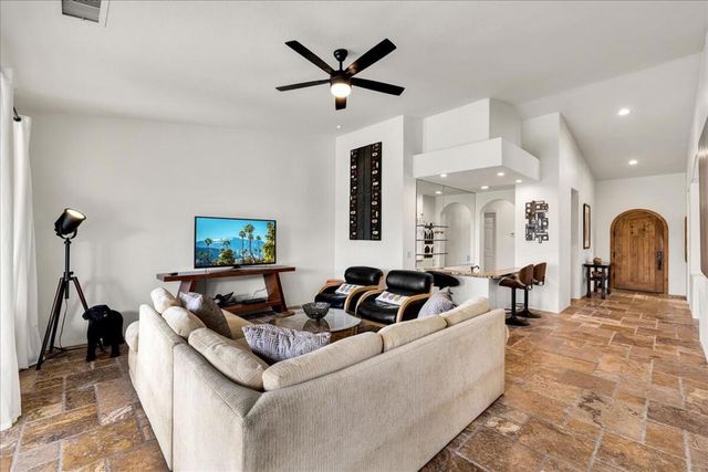 40865 Avenida Estrada, Palm Desert, CA 92260