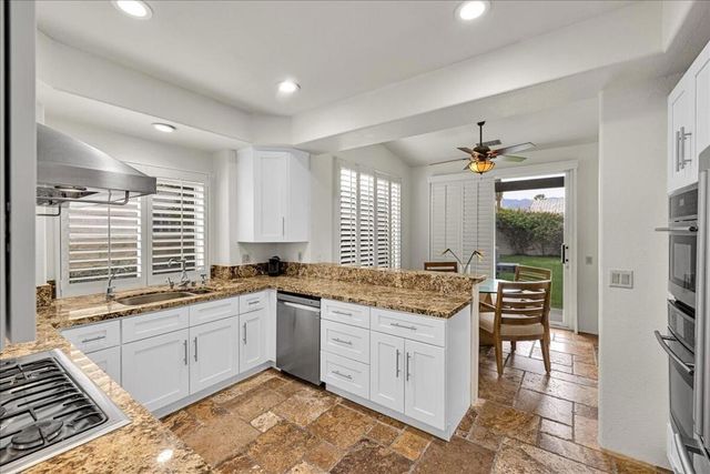 40865 Avenida Estrada, Palm Desert, CA 92260