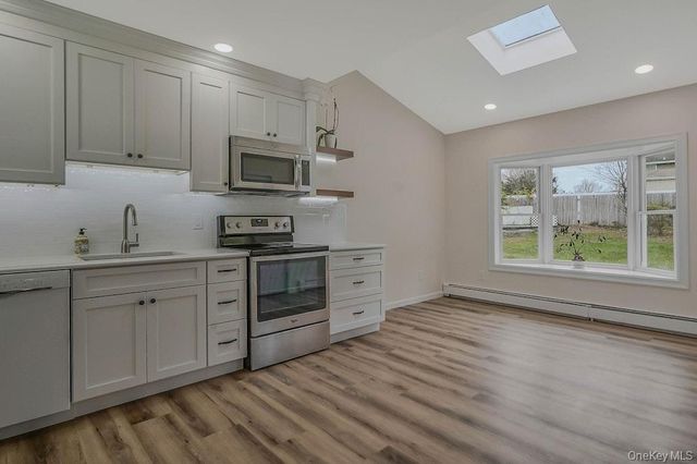 21 Crater Lake Drive, Coram, NY 11727