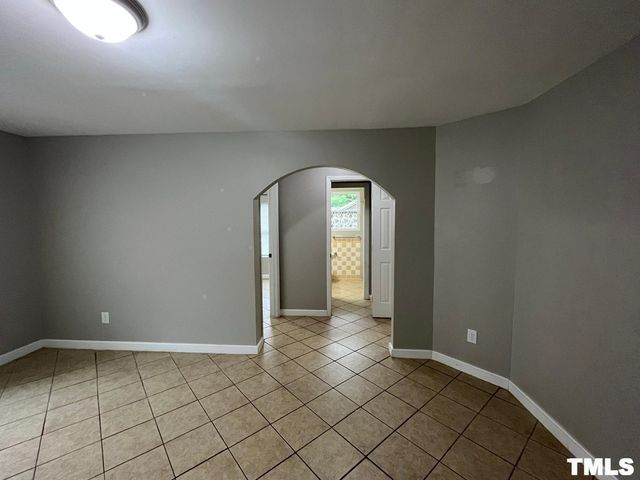 316 W Chestnut Avenue, Wake Forest, NC 27587