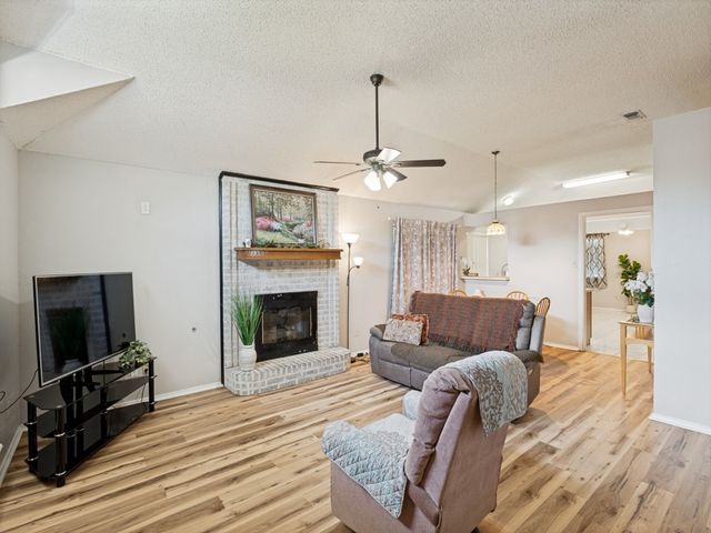 3605 Royal Valley Road, Grand Prairie, TX 75052
