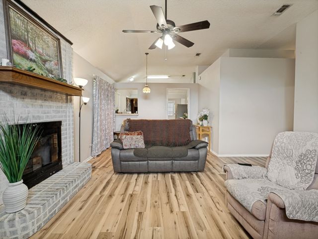 3605 Royal Valley Road, Grand Prairie, TX 75052