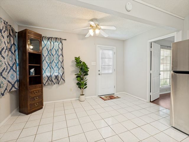 3605 Royal Valley Road, Grand Prairie, TX 75052