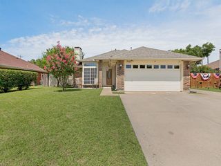 3605 Royal Valley Road, Grand Prairie, TX 75052