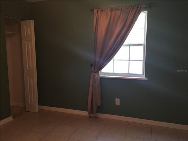 102 NW 24TH STREET, Gainesville, FL 32607