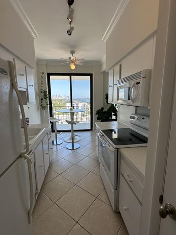 3800 Washington Road 1208, West Palm Beach, FL 33405