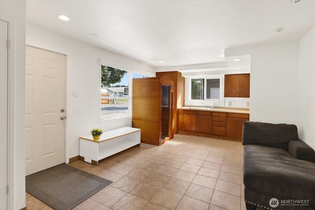 5342 Belfern Drive, Bellingham, WA 98226