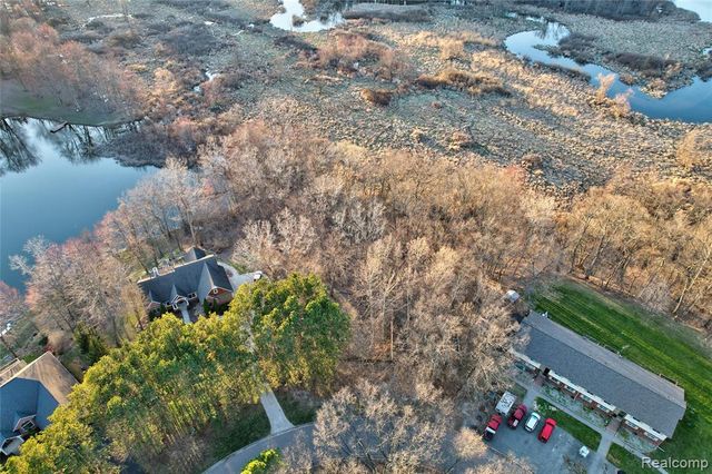 VL Pineview Lake Drive, Linden, MI 48451