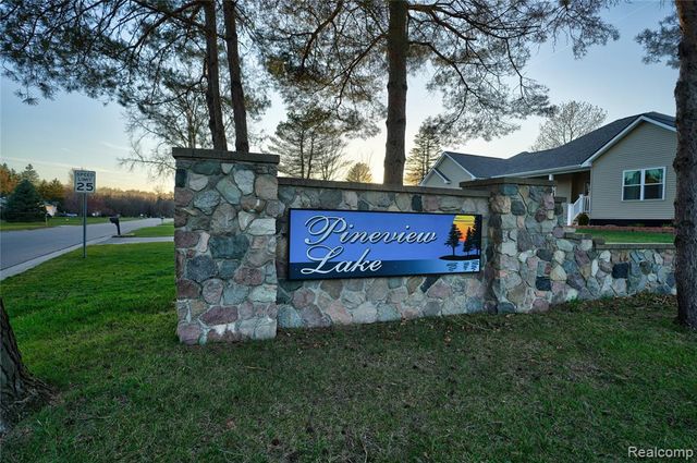 VL Pineview Lake Drive, Linden, MI 48451