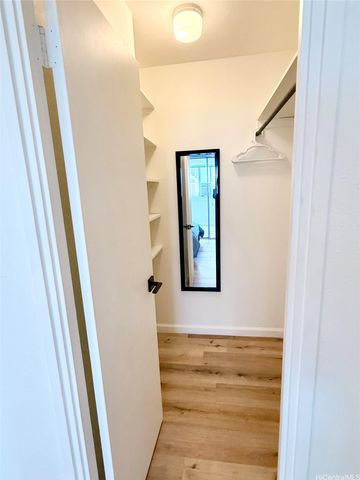 1617 Clark Street 404, Honolulu, HI 96822