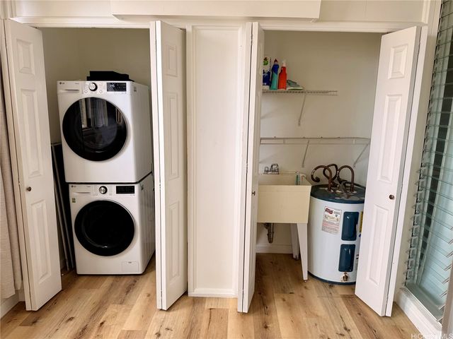 1617 Clark Street 404, Honolulu, HI 96822