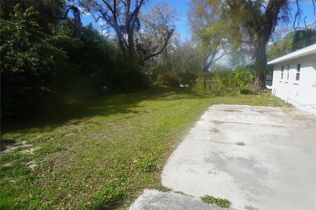 5014 GARDEN LANE, Tampa, FL 33610