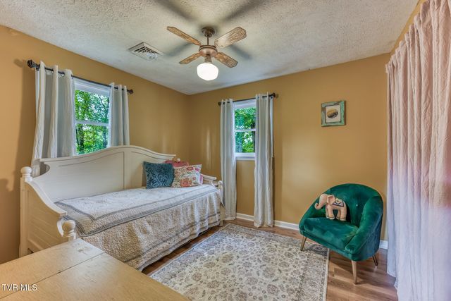 243 Emmett Way, Bristol, TN 37620