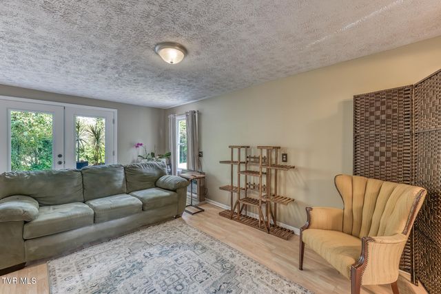 243 Emmett Way, Bristol, TN 37620