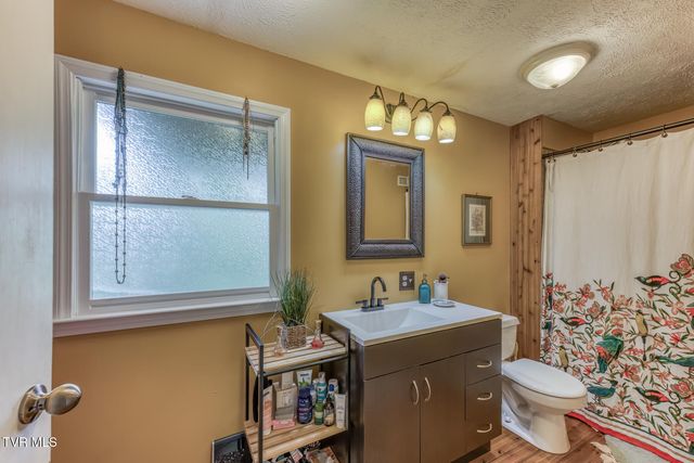 243 Emmett Way, Bristol, TN 37620