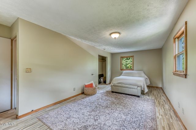 243 Emmett Way, Bristol, TN 37620