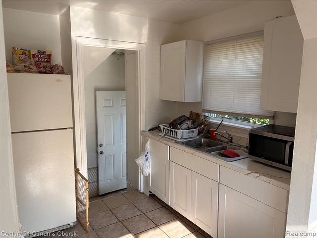 6318 Minock Street, Detroit, MI 48228