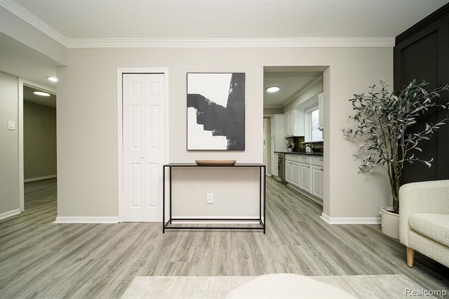 3911 Thomas Avenue, Berkley, MI 48072