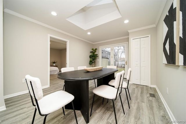 3911 Thomas Avenue, Berkley, MI 48072