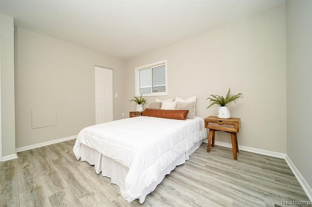 3911 Thomas Avenue, Berkley, MI 48072