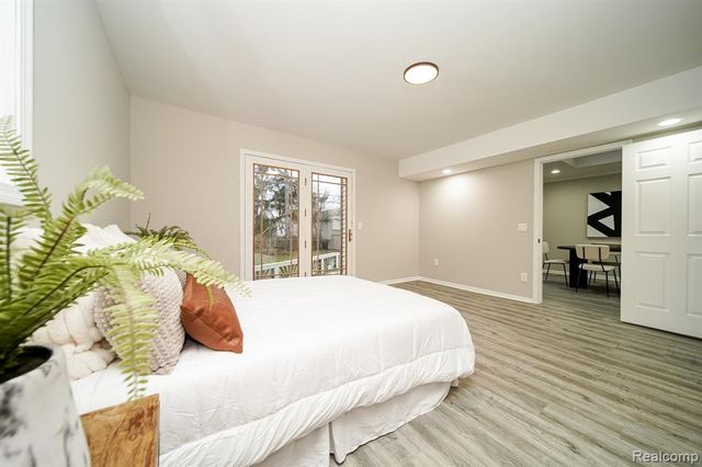 3911 Thomas Avenue, Berkley, MI 48072