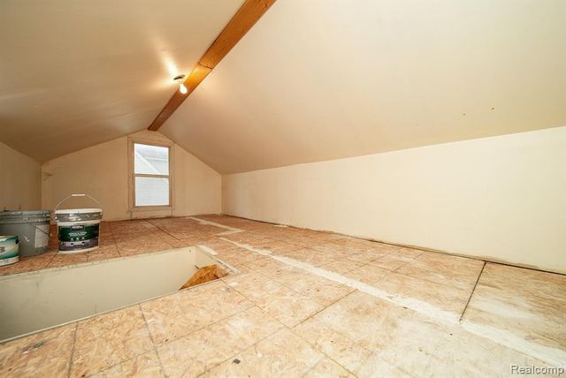 3911 Thomas Avenue, Berkley, MI 48072