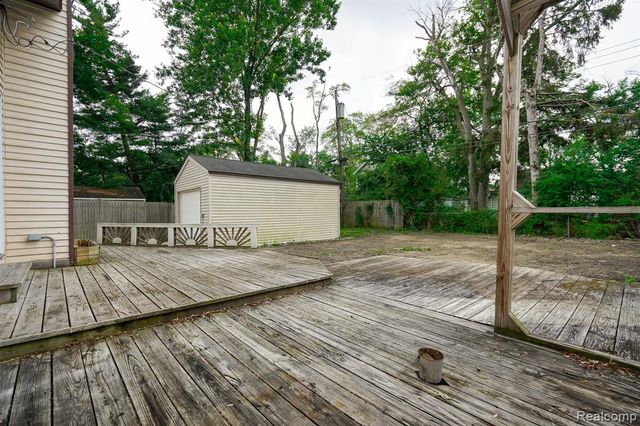 3911 Thomas Avenue, Berkley, MI 48072