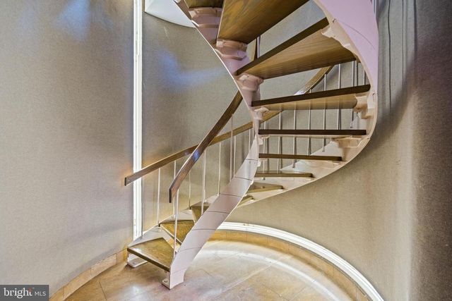 901 26TH ST NW, Washington, DC 20037