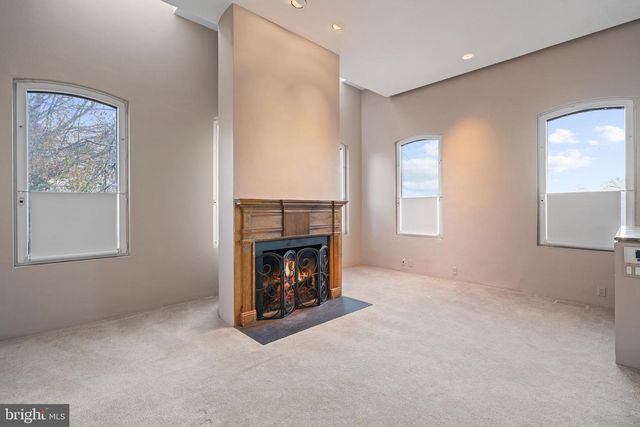 901 26TH ST NW, Washington, DC 20037