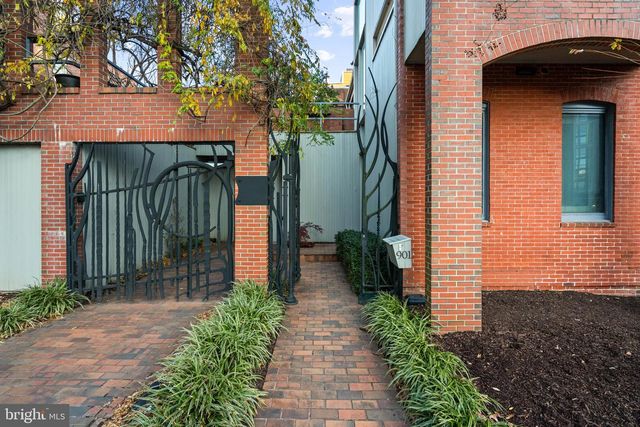 901 26TH ST NW, Washington, DC 20037