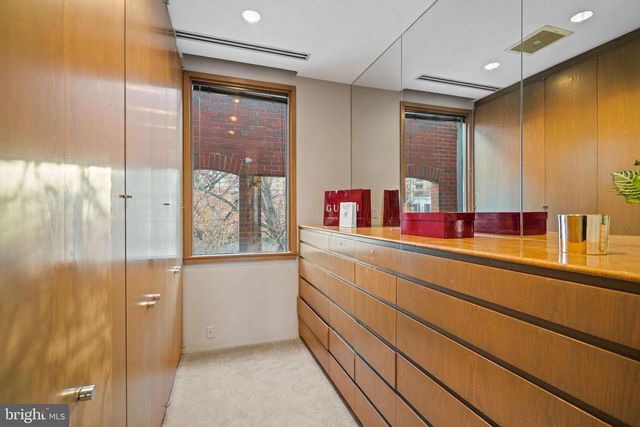 901 26TH ST NW, Washington, DC 20037