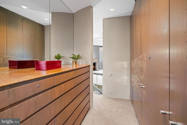 901 26TH ST NW, Washington, DC 20037