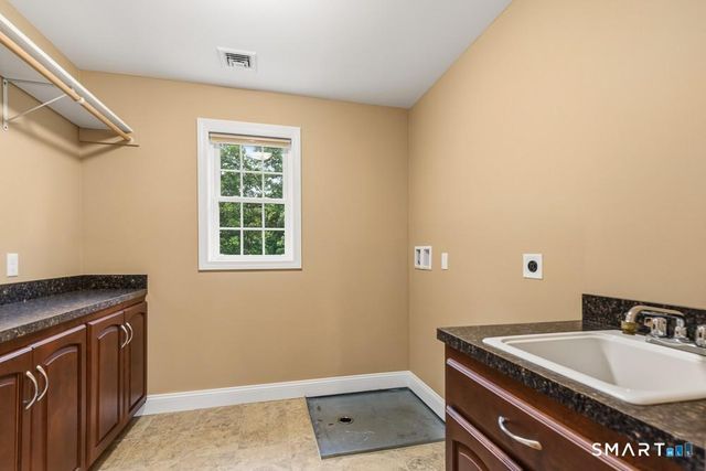 114 Steeplechase Drive, Southington, CT 06489