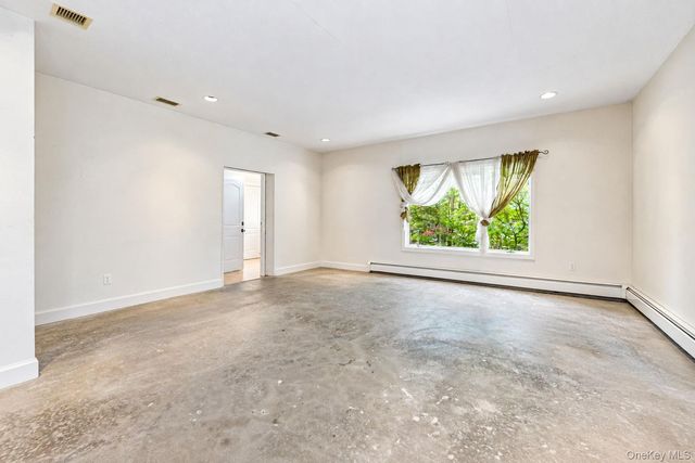 708 Park Lane, Cedarhurst, NY 11516