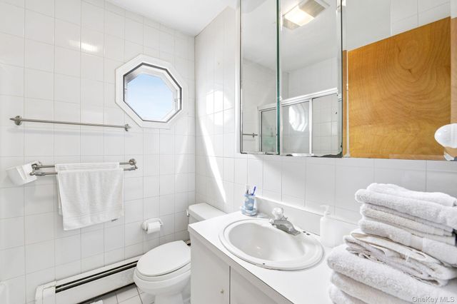 708 Park Lane, Cedarhurst, NY 11516