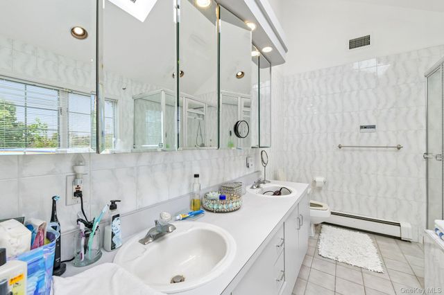 708 Park Lane, Cedarhurst, NY 11516