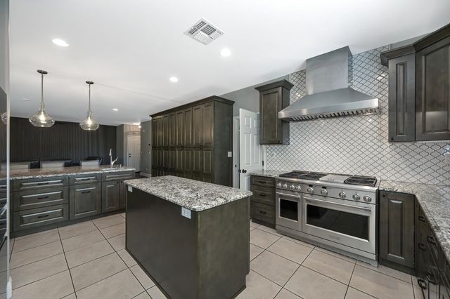 3485 Lambeth Dr, Rescue, CA 95672