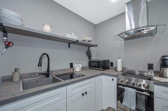 3485 Lambeth Dr, Rescue, CA 95672