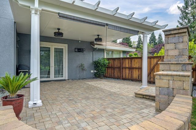 3485 Lambeth Dr, Rescue, CA 95672