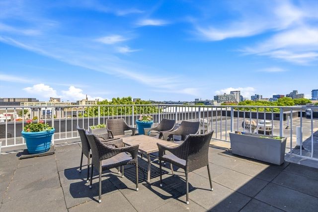 170 Gore St. 113, Cambridge, MA 02141
