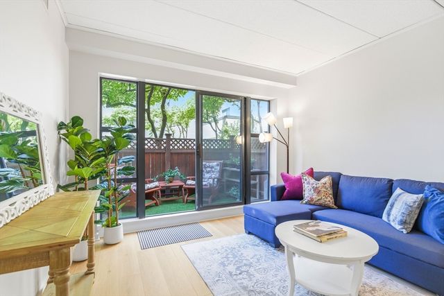 170 Gore St. 113, Cambridge, MA 02141