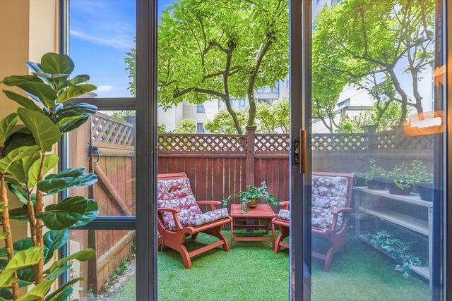 170 Gore St. 113, Cambridge, MA 02141