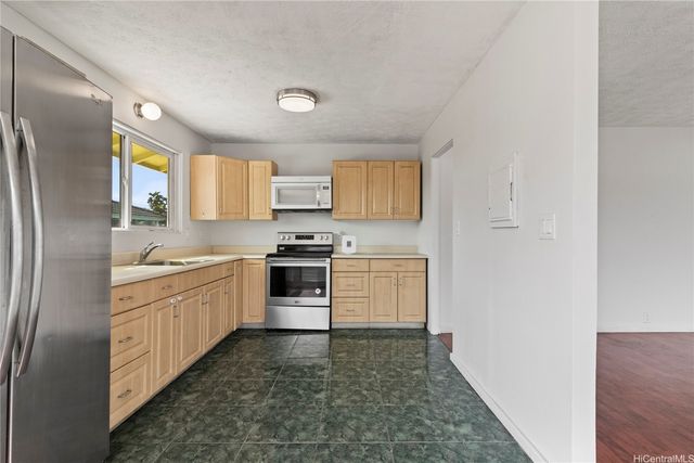 1141 Olomea Street, Honolulu, HI 96817