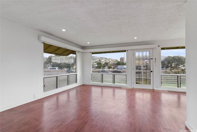 1141 Olomea Street, Honolulu, HI 96817