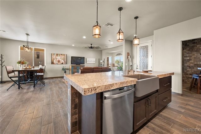 3034 Fort Mojave Drive, Bullhead City, AZ 86429