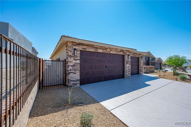 3034 Fort Mojave Drive, Bullhead City, AZ 86429