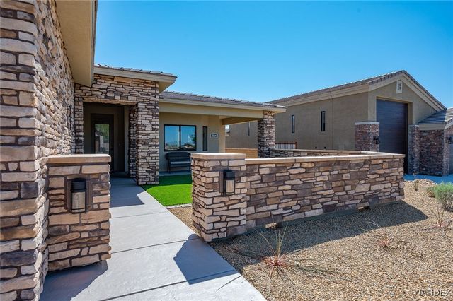 3034 Fort Mojave Drive, Bullhead City, AZ 86429