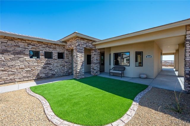 3034 Fort Mojave Drive, Bullhead City, AZ 86429